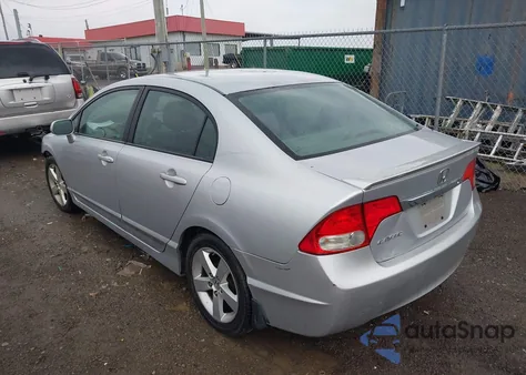 2010 Honda Civic Lx-S z USA, uszkodzony, nr VIN 2HGFA1F69AH561093